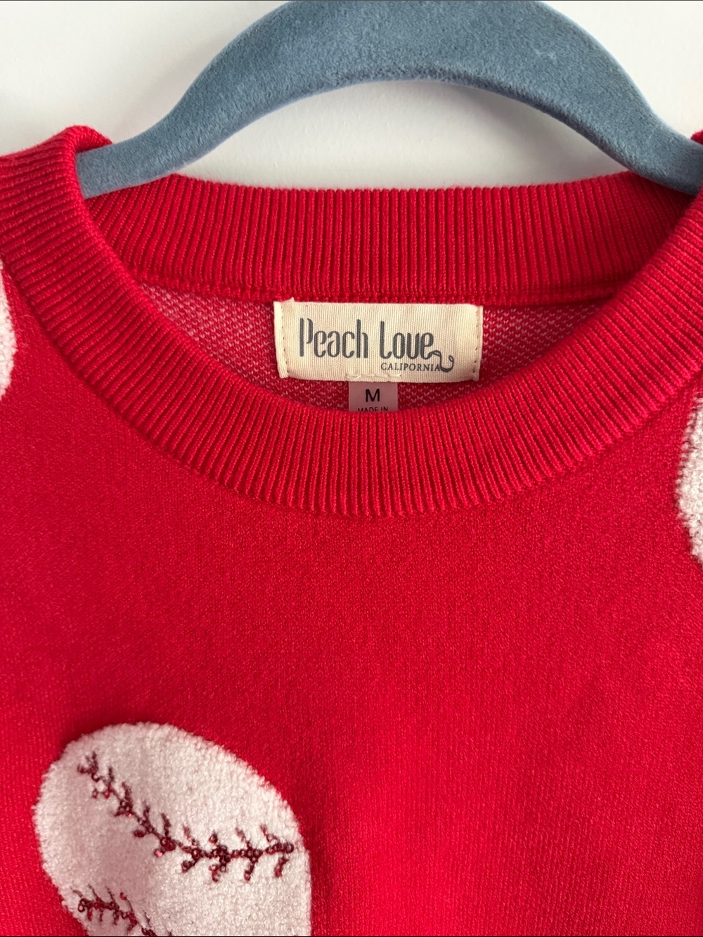 Peach Love California Red Baseball Motif Womens Sweater medium - Picture 3 of 5